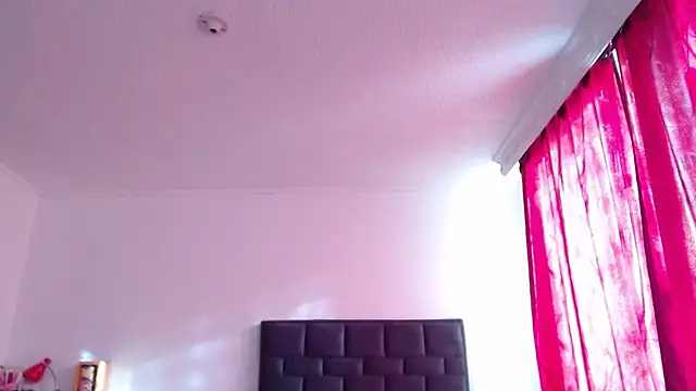 Snapshot of VALERY_MEER chatting on July 2026 12:08:02 PM VALERY MEER online show from July 2026 12:08:02 PM
