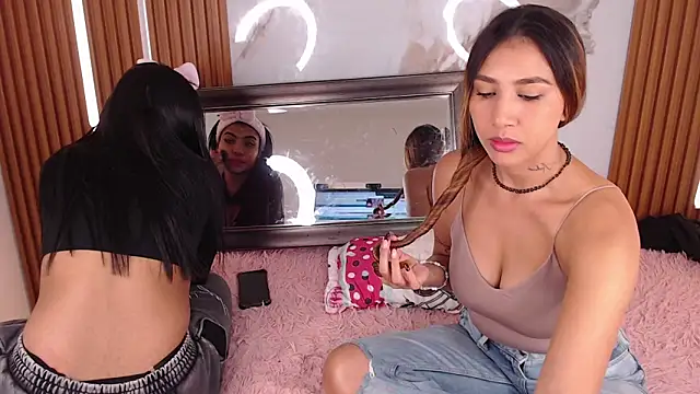 Snapshot of mary_live chatting on October 2025 12:36:02 PM mary live online show from October 2025 12:36:02 PM