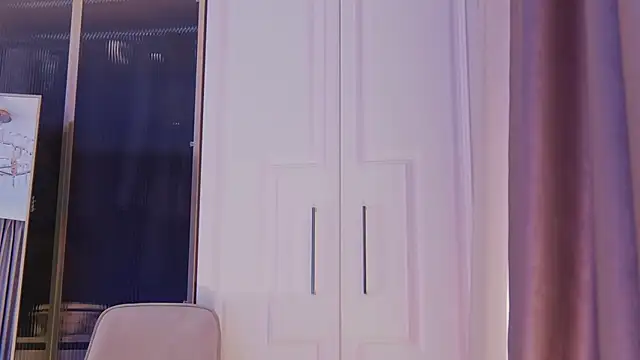 MilaDYstarlight online show from March 2025 08:22:01 PM