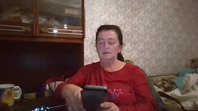 GypsiQueen2 online show from October 2025 06:05:02 PM