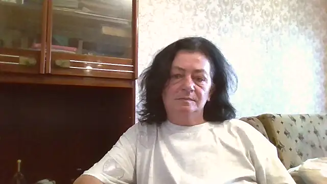 GypsiQueen2 online show from July 2026 03:23:01 AM