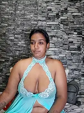 Xindias fantasyX online show from December 2025 05:53:01 PM