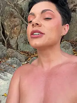 LukeLouHarvey online show from February 2025 01:22:01 AM