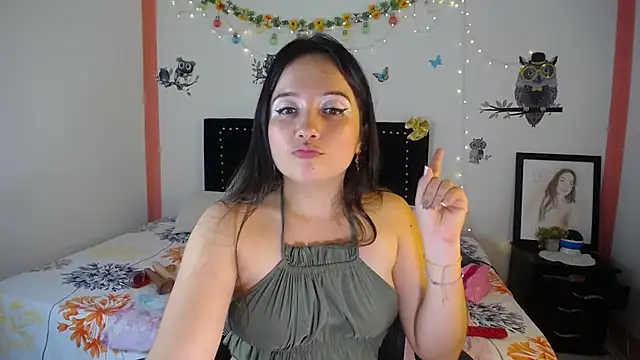 naughty girl 4u online show from January 2025 07:54:01 PM