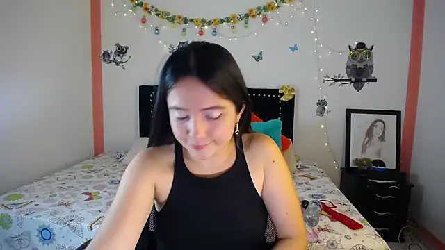 naughty girl 4u online show from February 2025 08:47:01 PM