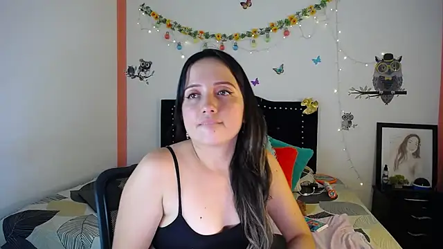 naughty girl 4u online show from February 2025 10:17:02 PM