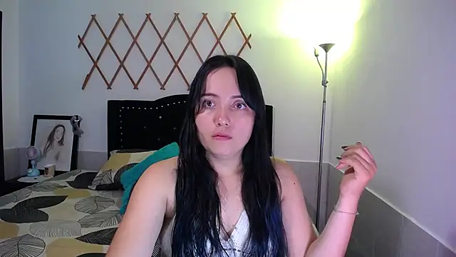 naughty girl 4u online show from September 2025 12:47:02 AM