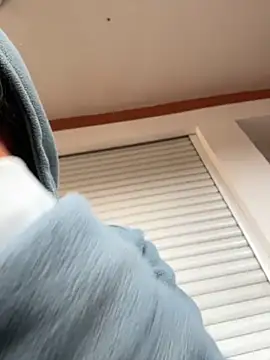 juniiorre online show from October 2025 07:21:01 AM