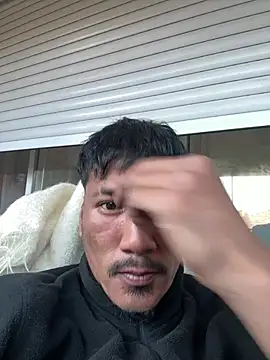 juniiorre online show from March 2026 05:03:01 PM