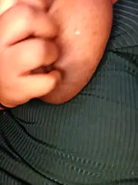 Aaaliyah445 online show from December 2024 04:14:02 PM