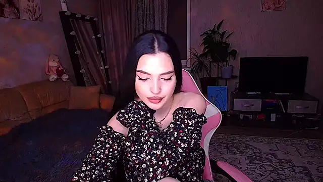   Malika   online show from February 2026 03:22:01 PM