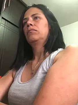 sharoon cheerry online show from October 2025 11:53:02 AM