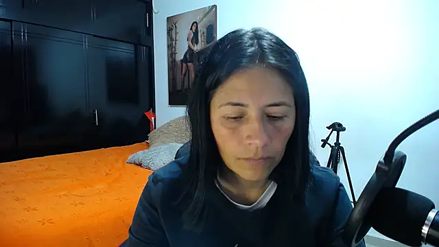 sharoon cheerry online show from February 2026 01:38:02 PM