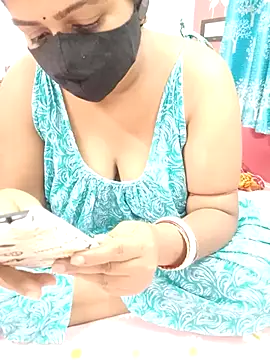 Snapshot of Bengali-boudi chatting on May 2026 06:48:01 PM Bengali-boudi online show from May 2026 06:48:01 PM