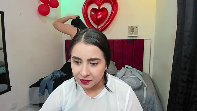 Snapshot of Afrodita-hott chatting on February 2025 12:17:02 PM Afrodita-hott online show from February 2025 12:17:02 PM