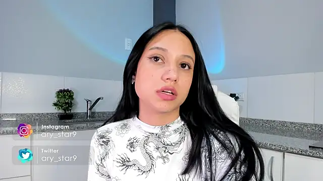 Snapshot of Alison_Miller9 chatting on December 2024 04:01:01 AM Alison Miller9 online show from December 2024 04:01:01 AM