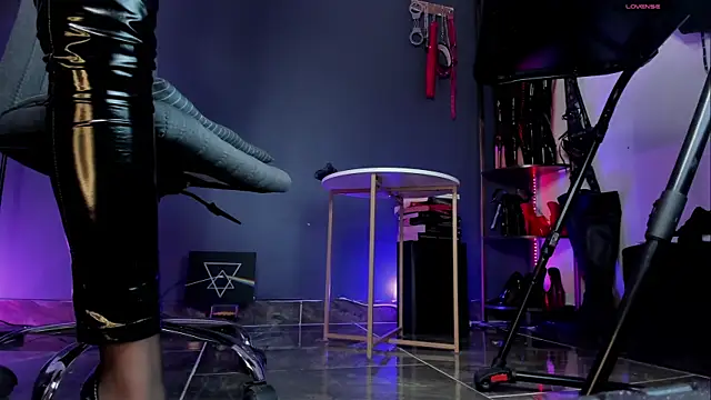 goddessalice online show from November 2025 09:03:02 PM