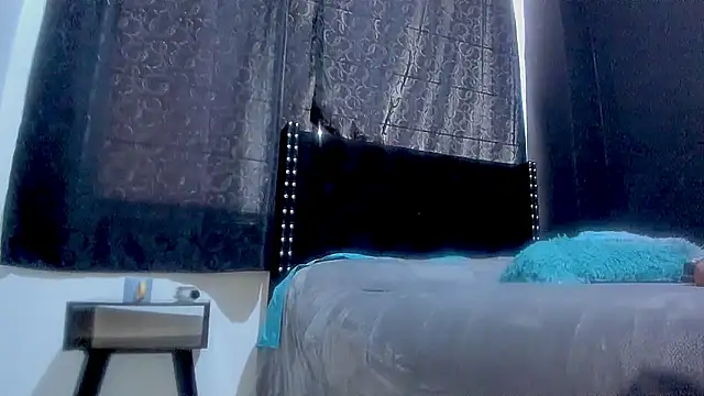 Snapshot of amareto_queen chatting on October 2025 07:34:02 PM amareto queen online show from October 2025 07:34:02 PM