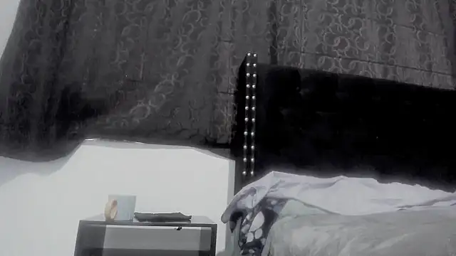 Snapshot of amareto_queen chatting on December 2025 09:53:01 PM amareto queen online show from December 2025 09:53:01 PM