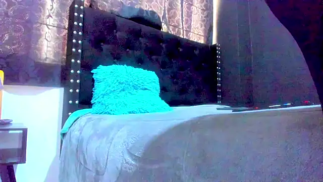 Snapshot of amareto_queen chatting on February 2026 07:21:02 PM amareto queen online show from February 2026 07:21:02 PM