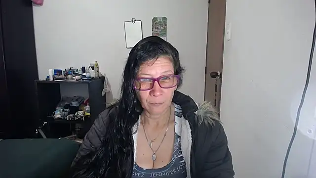 latin49 online show from February 2026 05:37:02 AM