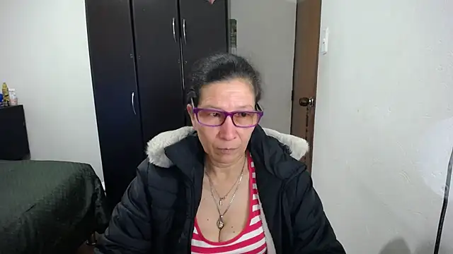 Snapshot of latin49 chatting on March 2026 04:18:01 AM latin49 online show from March 2026 04:18:01 AM