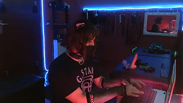 Ginny-the-bdsm-nympho online show from October 2025 04:51:02 PM