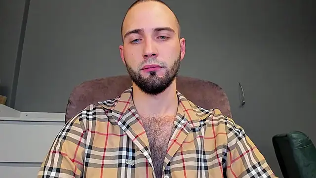 Snapshot of A_____________ chatting on November 2025 04:00:01 AM A online show from November 2025 04:00:01 AM