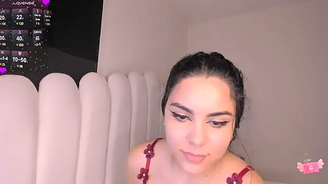 nahla jameel online show from December 2024 10:03:01 AM