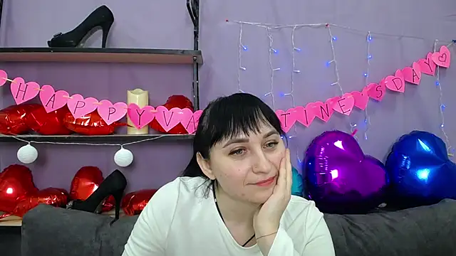 NinaFlawlees online show from February 2025 02:33:01 AM