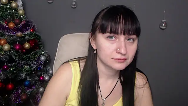 Snapshot of NinaFlawlees chatting on December 2025 01:04:02 PM NinaFlawlees online show from December 2025 01:04:02 PM