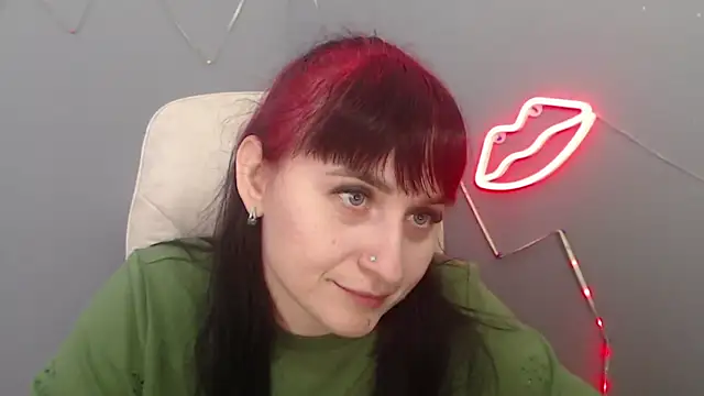 Snapshot of NinaFlawlees chatting on February 2026 12:49:01 PM NinaFlawlees online show from February 2026 12:49:01 PM