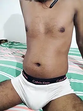 robinsan1010 online show from April 2026 11:13:02 AM