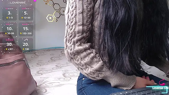 Snapshot of adriscute chatting on February 2025 08:20:02 PM adriscute online show from February 2025 08:20:02 PM