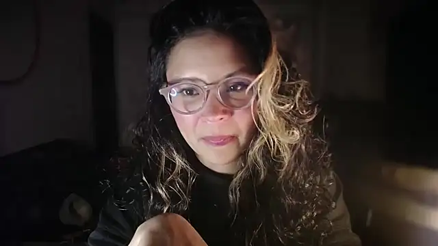 Hathorlove online show from March 2026 06:40:02 AM