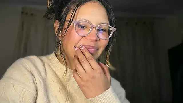 Hathorlove online show from June 2026 02:27:02 AM