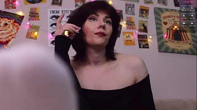 Snapshot of Luna_Blake chatting on March 2026 01:28:01 PM Luna Blake online show from March 2026 01:28:01 PM
