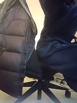 AmGuy23 online show from December 2024 09:06:01 PM