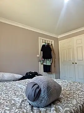 AmGuy23 online show from February 2025 03:04:02 AM