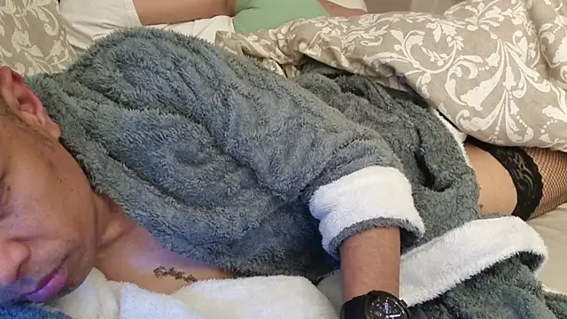 AmGuy23 online show from October 2025 04:57:01 PM