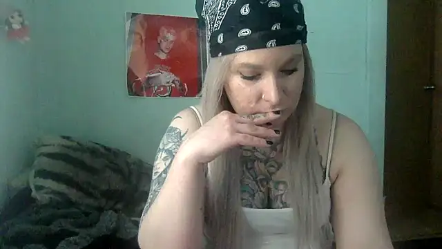 Snapshot of alexabunni chatting on February 2026 04:41:01 PM alexabunni online show from February 2026 04:41:01 PM