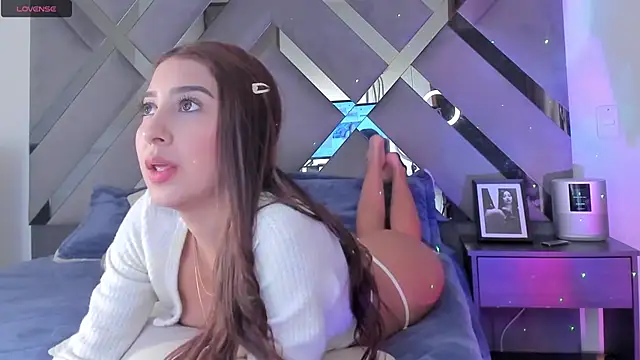 monroeglez5  online show from February 2025 03:28:01 AM