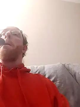 Snapshot of TaylorBlaze chatting on December 2024 02:20:02 AM TaylorBlaze online show from December 2024 02:20:02 AM