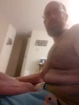 Snapshot of TaylorBlaze chatting on September 2025 12:12:01 AM TaylorBlaze online show from September 2025 12:12:01 AM