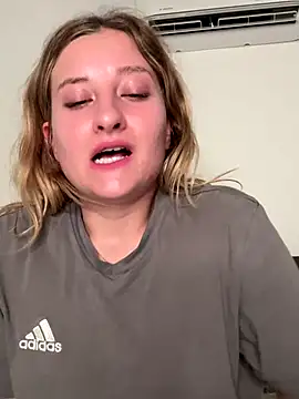 MileySummer online show from December 2024 04:29:02 PM