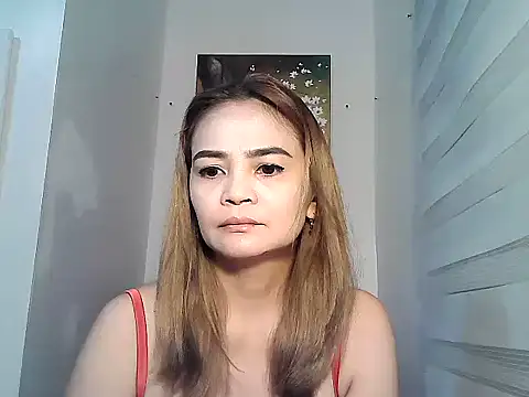 Snapshot of Kisses-13 chatting on February 2025 01:56:02 PM Kisses-13 online show from February 2025 01:56:02 PM