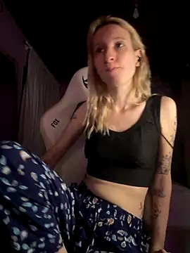 bunnydark00 online show from December 2025 12:40:02 AM