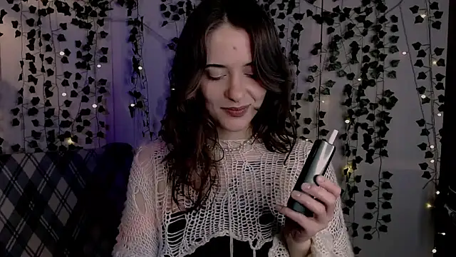 Snapshot of risha_laas chatting on May 2026 08:06:02 PM risha laas online show from May 2026 08:06:02 PM