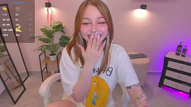 LITTLE-VIVI online show from May 2026 02:50:01 AM