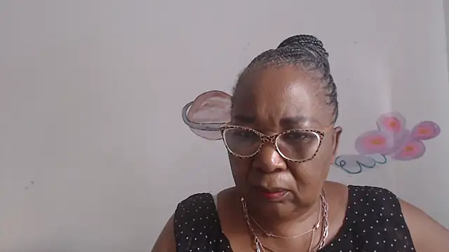 Snapshot of KinkyRicoSaisyours chatting on February 2025 01:14:02 PM KinkyRicoSaisyours online show from February 2025 01:14:02 PM